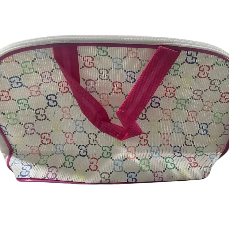 trousse de bain perforee grande format 32 x 20 cm