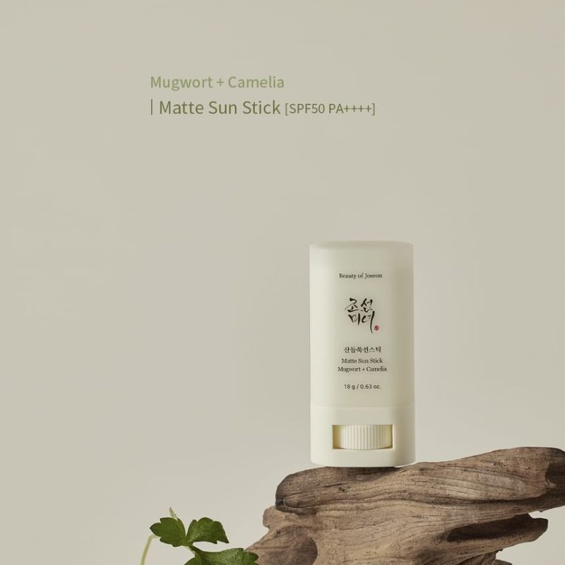 beauty of joseon - matte sun stick : mugwort + camelia spf50