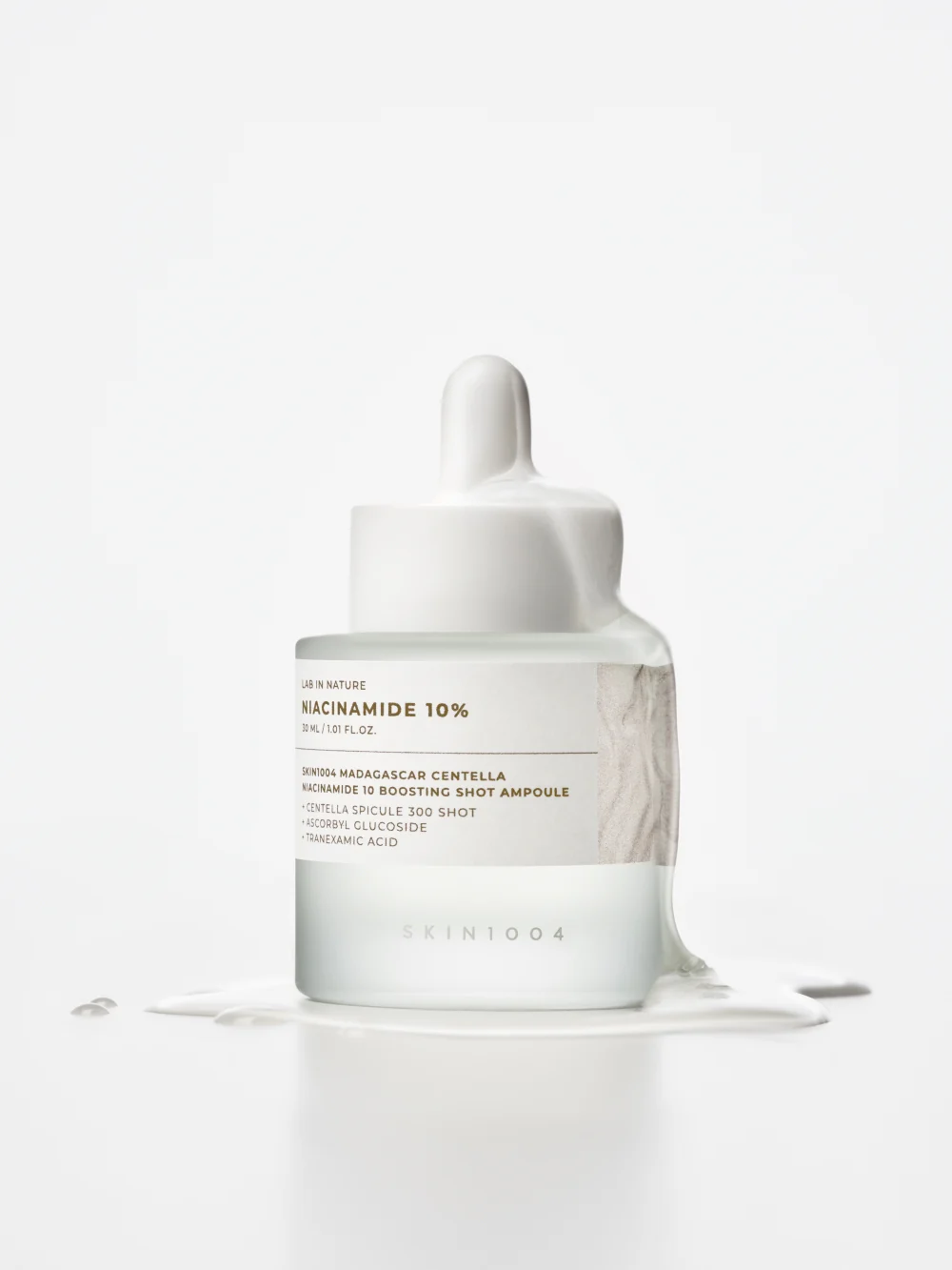 SKIN1004 Madagascar Centella Niacinamide 10% 30 ml - Serum Eclat Anti-Taches 1 SKIN1004 Madagascar Centella Niacinamide 10% 30 ml – Serum Eclat Anti-Taches