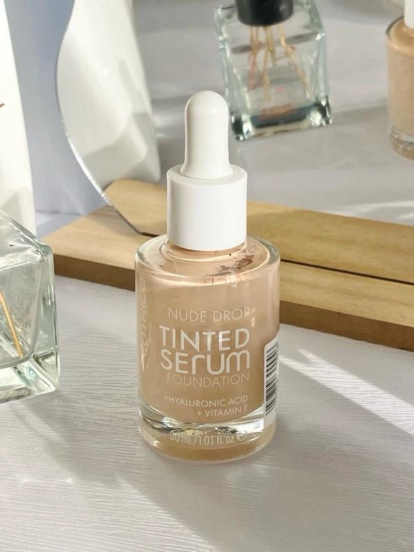 catrice nude drop fond teint serum 020w — serum teinte eclat carnation claire chaude